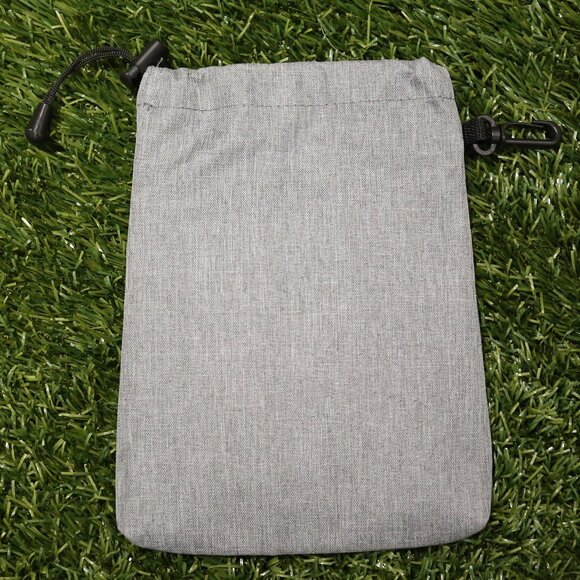 Taylormade Golf Valuables Pouch - Picture 2 of 3